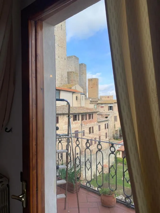 L'Attico Dei Sogni Apartment San Gimignano Italy